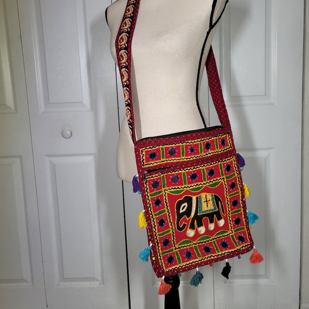 💥 Elephant Messenger Bag